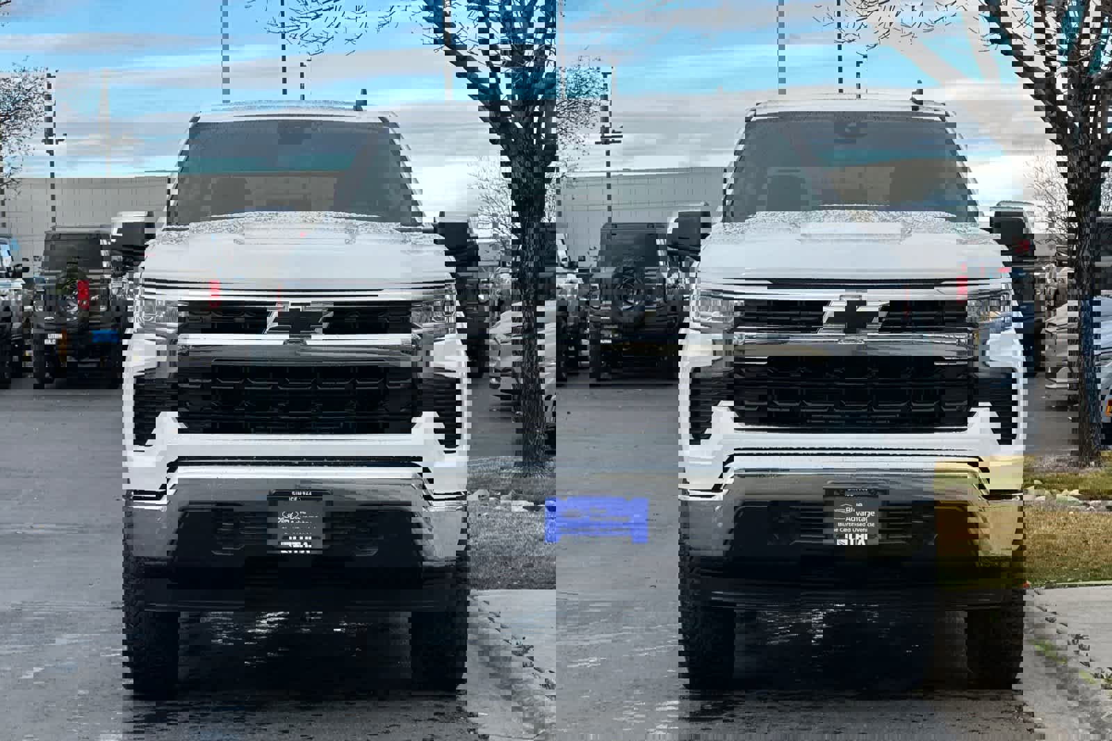 Used 2025 Chevrolet Silverado 1500 LT image 8