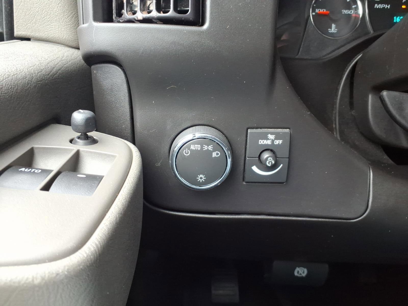 Used 2024 Chevrolet Express 2500 w/ Driver Convenience Package image 15