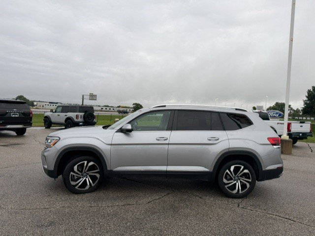 Used 2023 Volkswagen Atlas SEL AWD/4WD image 6