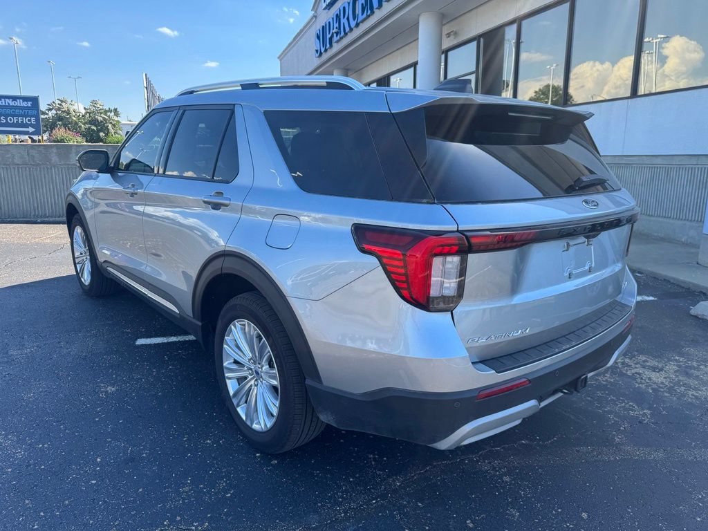 Certified 2025 Ford Explorer Platinum w/ LUX Leather Package AWD/4WD image 5