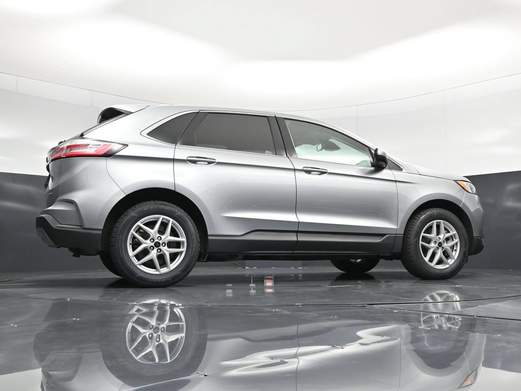 Certified 2024 Ford Edge SEL AWD/4WD image 43