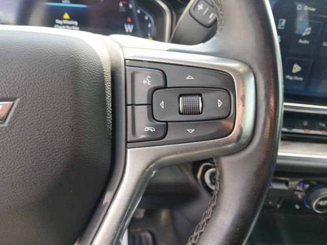Used 2025 Chevrolet Silverado 2500 LTZ w/ LTZ Convenience Package AWD/4WD image 19