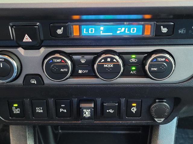 Used 2022 Toyota Tacoma TRD Sport AWD/4WD image 27