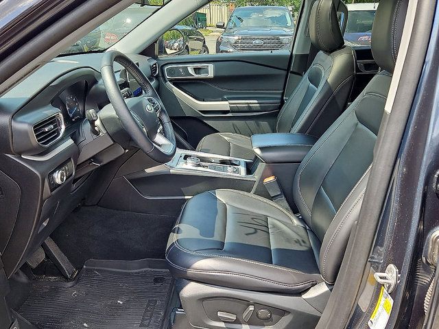 Certified 2023 Ford Explorer XLT w/ Equipment Group 202A AWD/4WD image 11