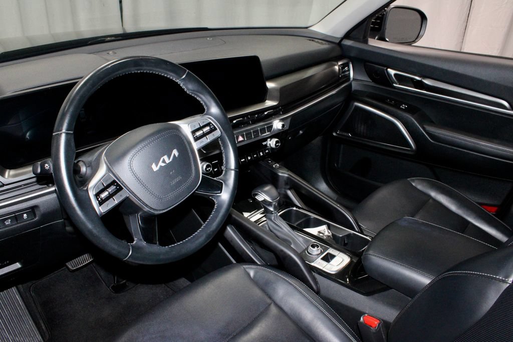 Used 2025 Kia Telluride S AWD/4WD image 26