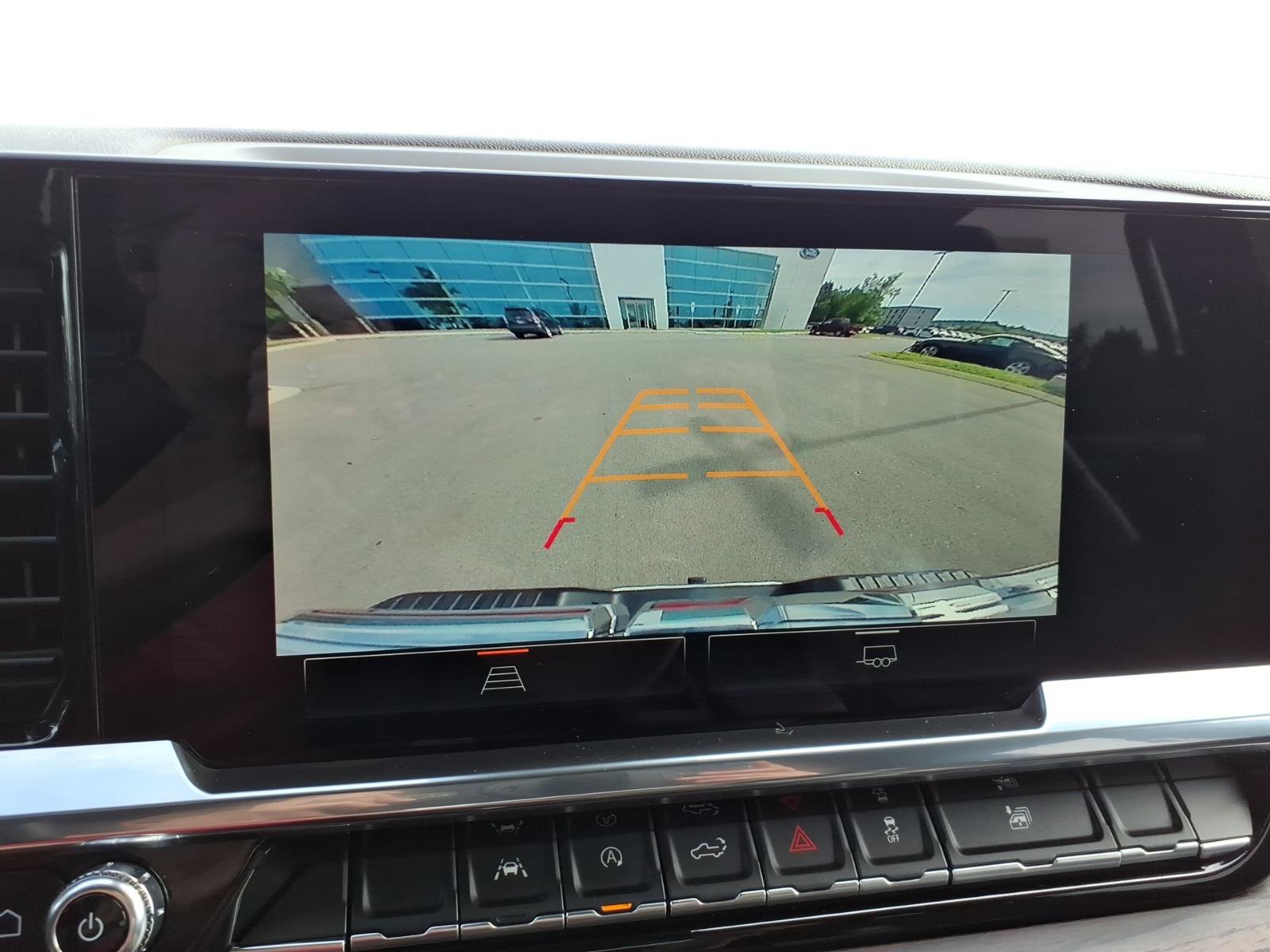 Used 2025 GMC Sierra 1500 SLT AWD/4WD image 22