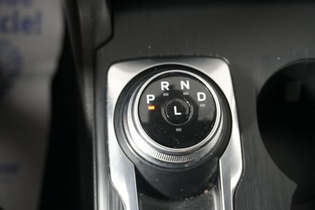 Certified 2025 Ford Escape ST-Line Select AWD/4WD image 17