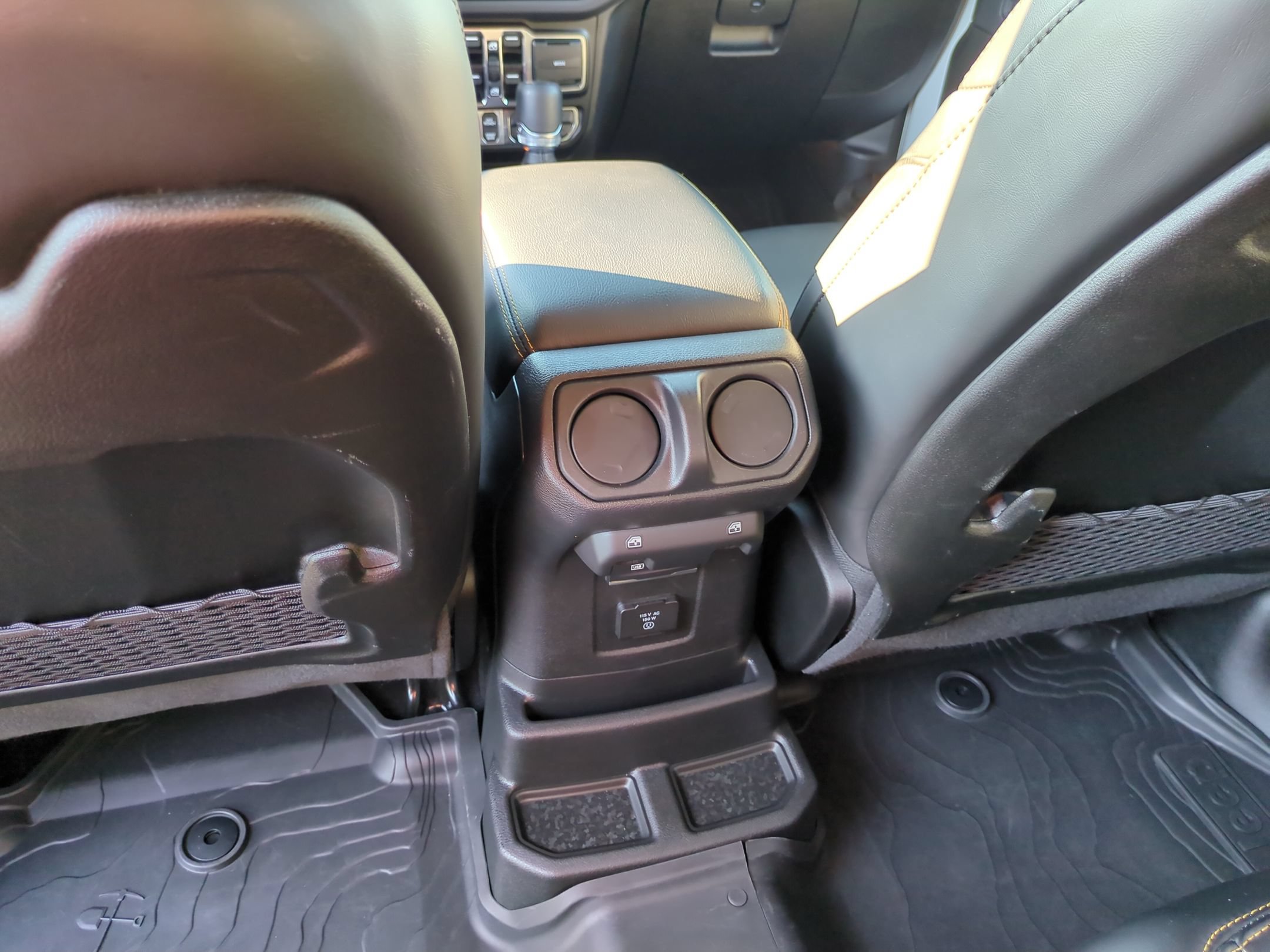 Used 2024 Jeep Wrangler Unlimited Rubicon 392 AWD/4WD image 34