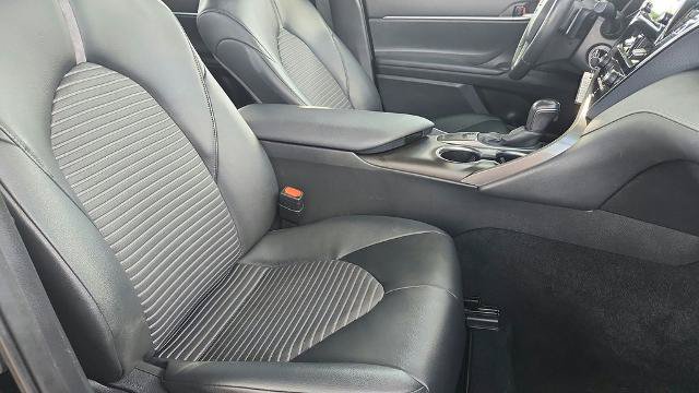 Used 2024 Toyota Camry SE FWD image 31