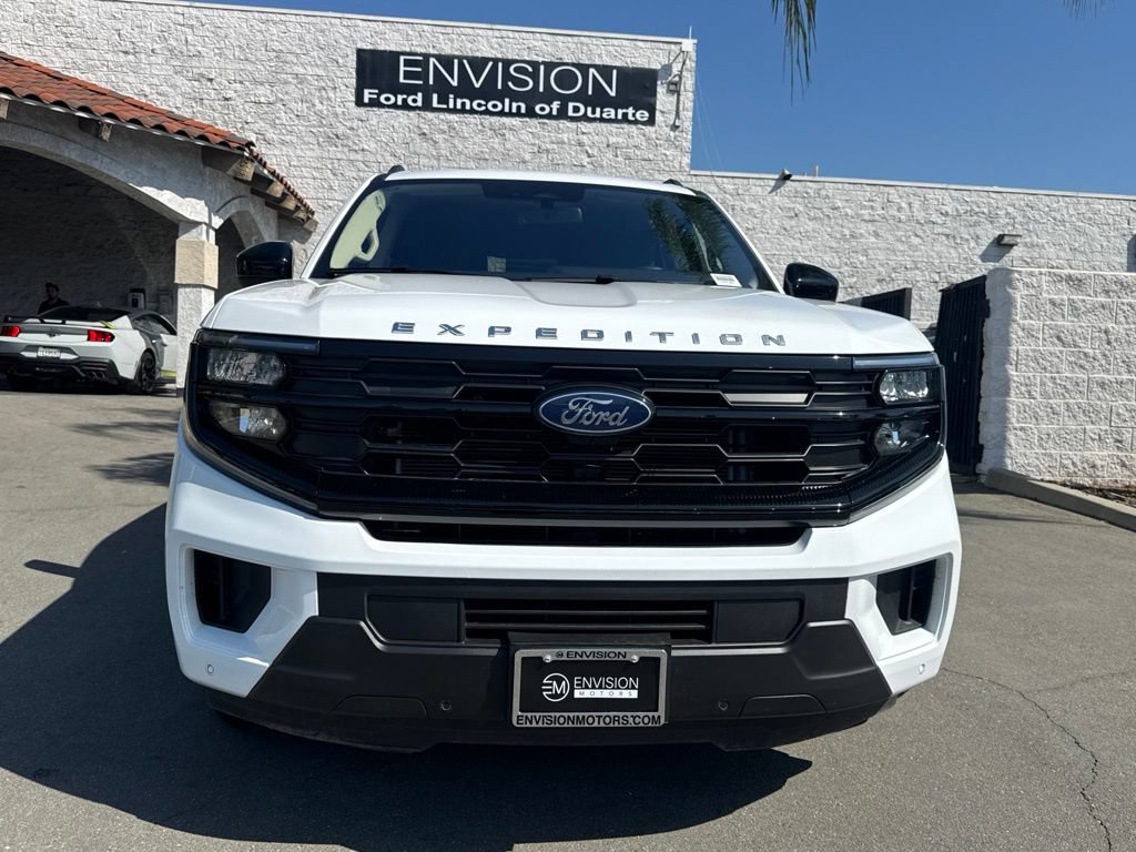 Certified 2025 Ford Expedition Max Active RWD image 4