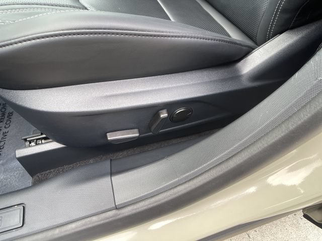 Certified 2025 Ford Mustang Mach-E Premium AWD/4WD image 14