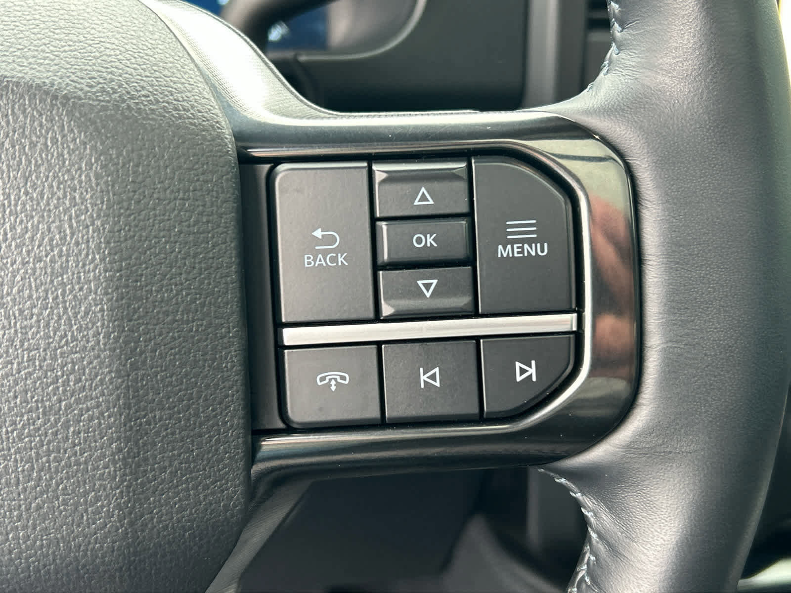 Certified 2025 Ford F350 Platinum image 34