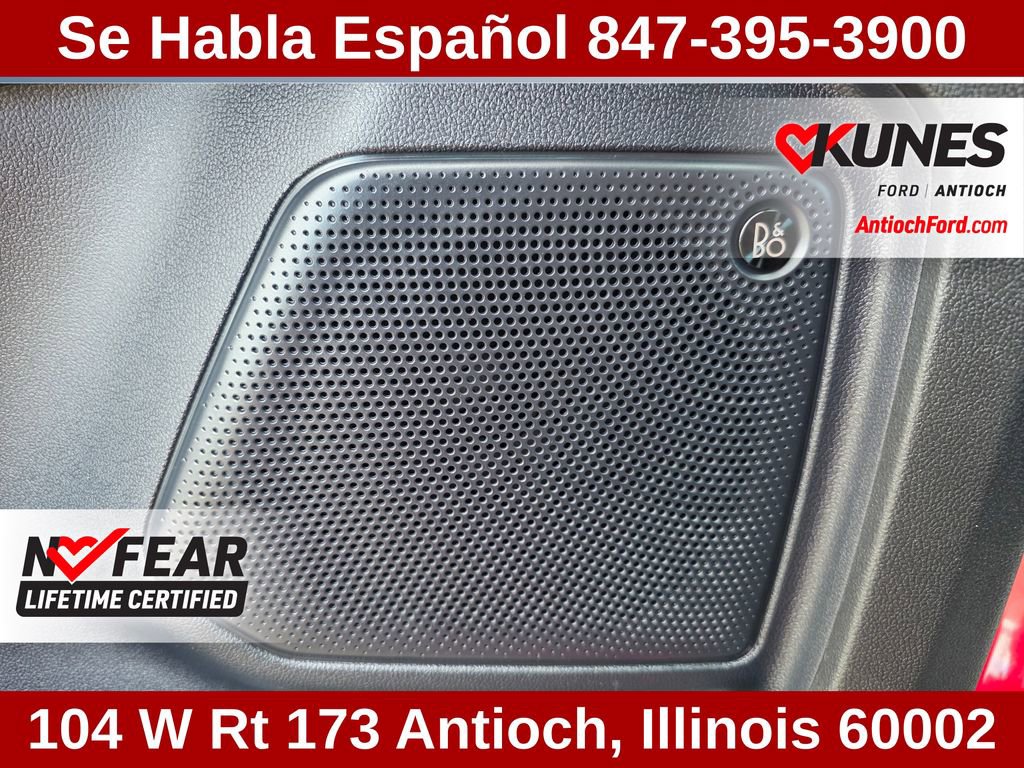 Certified 2025 Ford Escape Platinum w/ Premium Technology Package image 70