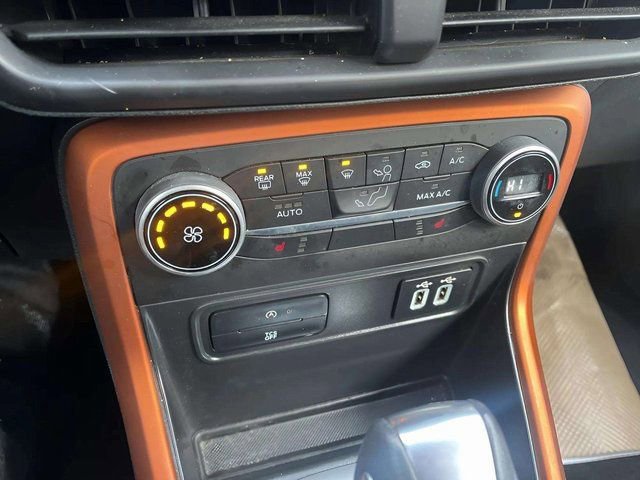 Certified 2021 Ford EcoSport SE w/ SE Appearance Package image 19
