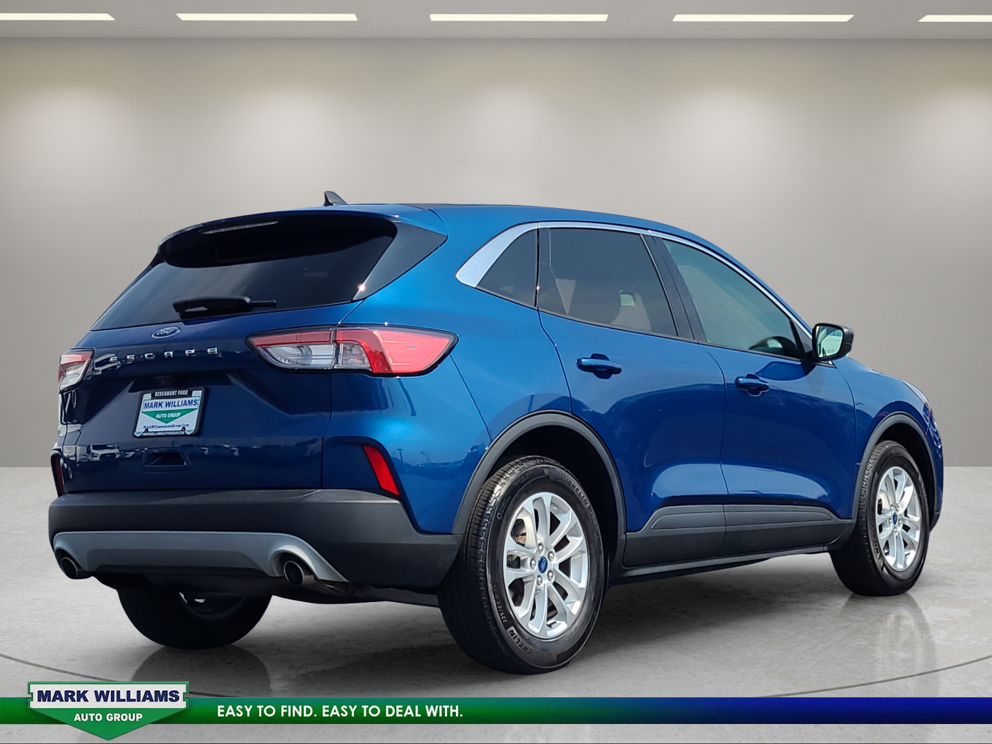 Certified 2022 Ford Escape SE w/ Cold Weather Package FWD image 4