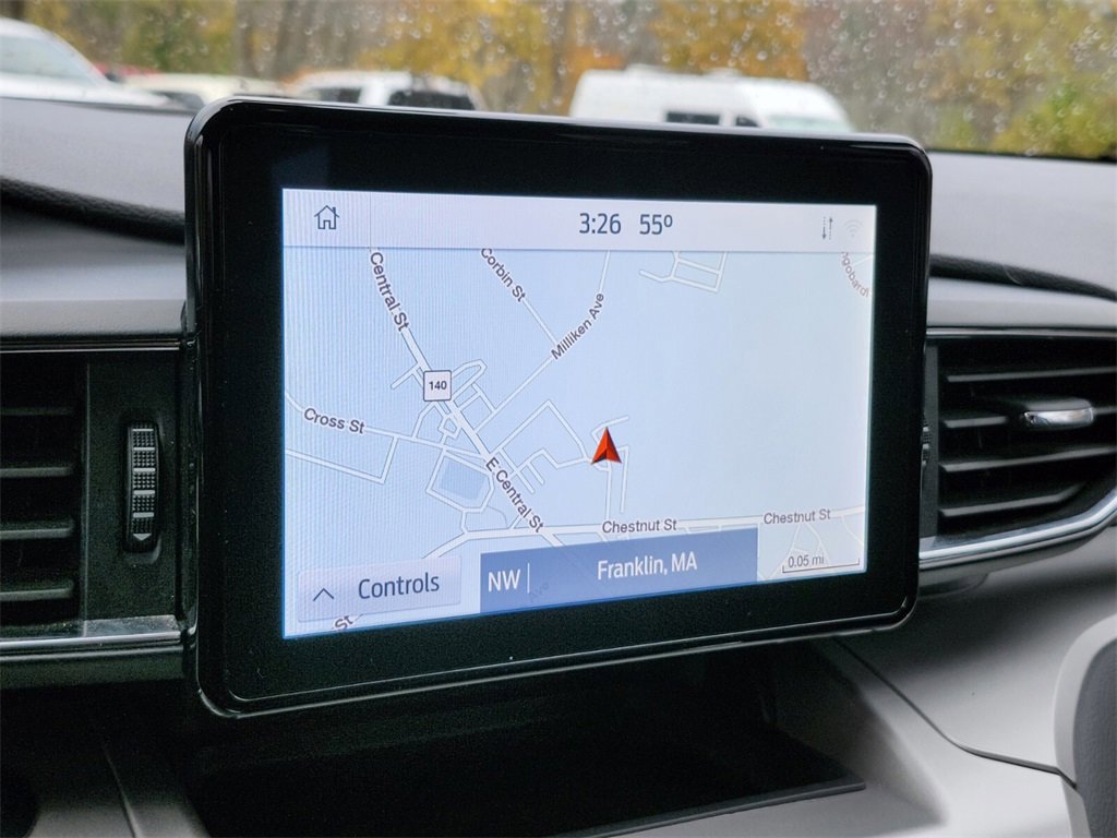 Certified 2022 Ford Explorer XLT w/ Equipment Group 202A image 21