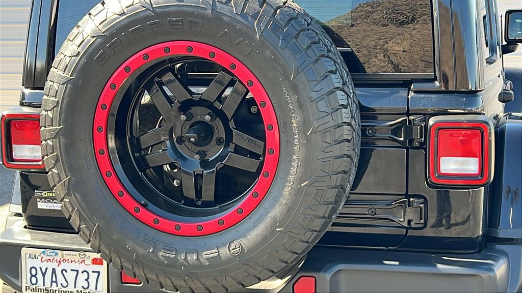 Used 2021 Jeep Wrangler Unlimited Rubicon AWD/4WD image 6