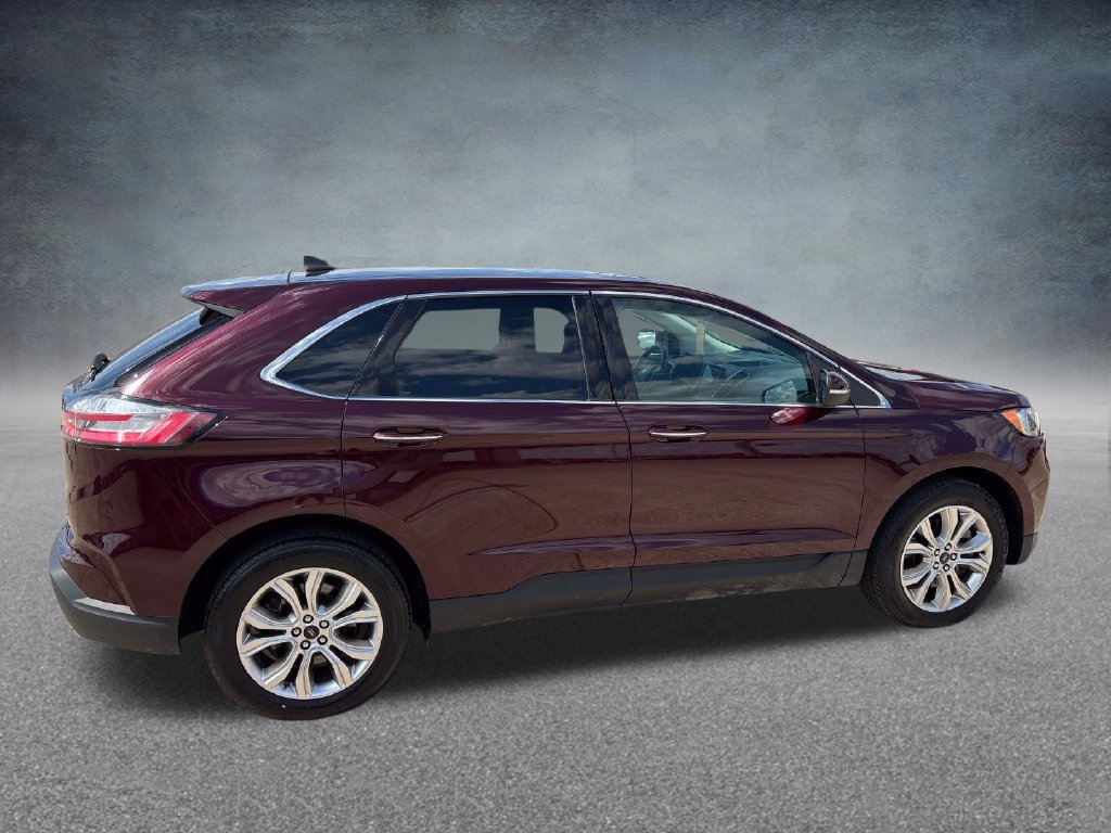Certified 2024 Ford Edge Titanium AWD/4WD image 6