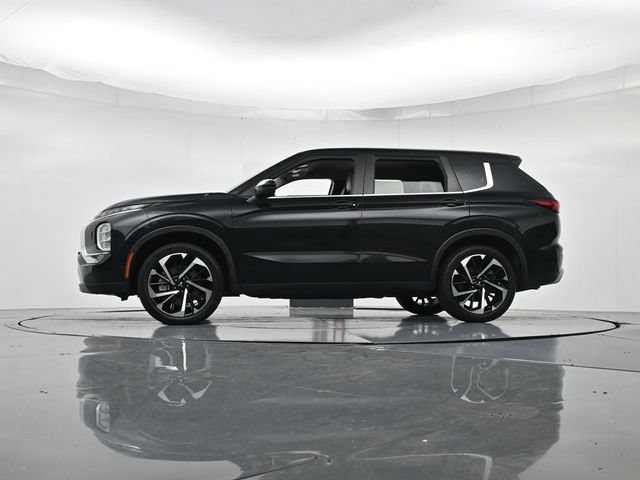 Used 2024 Mitsubishi Outlander SE AWD/4WD image 41