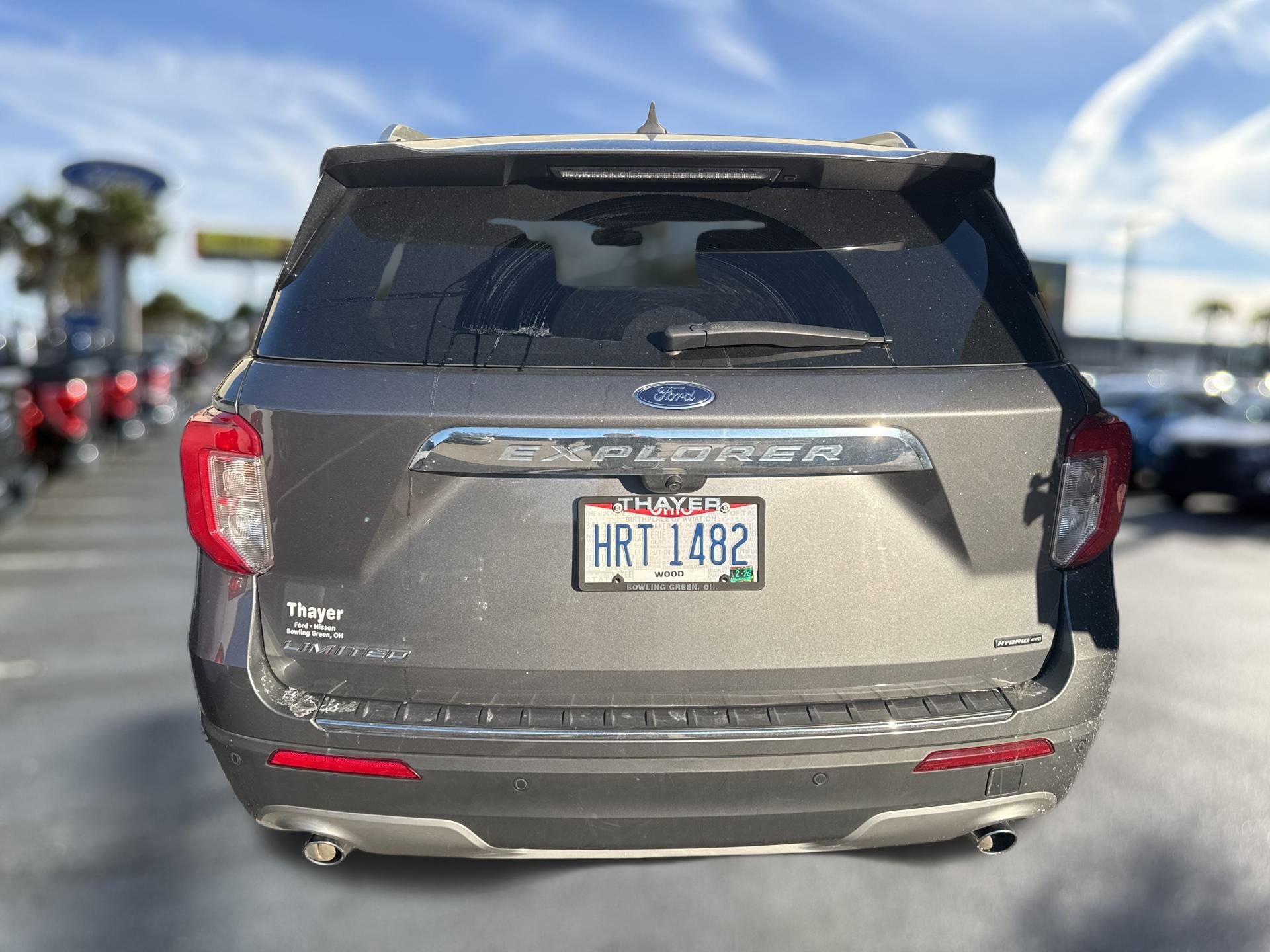 Certified 2023 Ford Explorer Limited w/ Hybrid Equipment Group 310A image 7