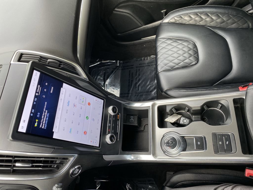 Certified 2024 Ford Edge Titanium image 25