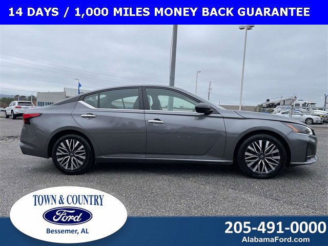 Used 2024 Nissan Altima 2.5 SV image 6