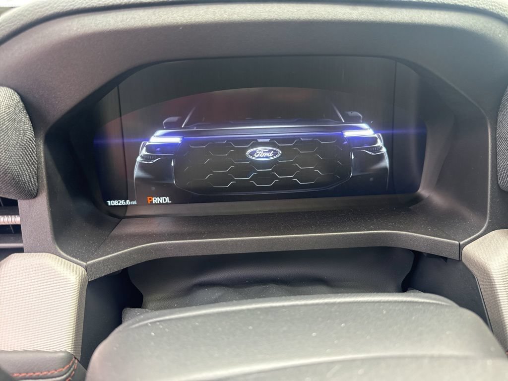 Certified 2025 Ford Explorer Active AWD/4WD image 9