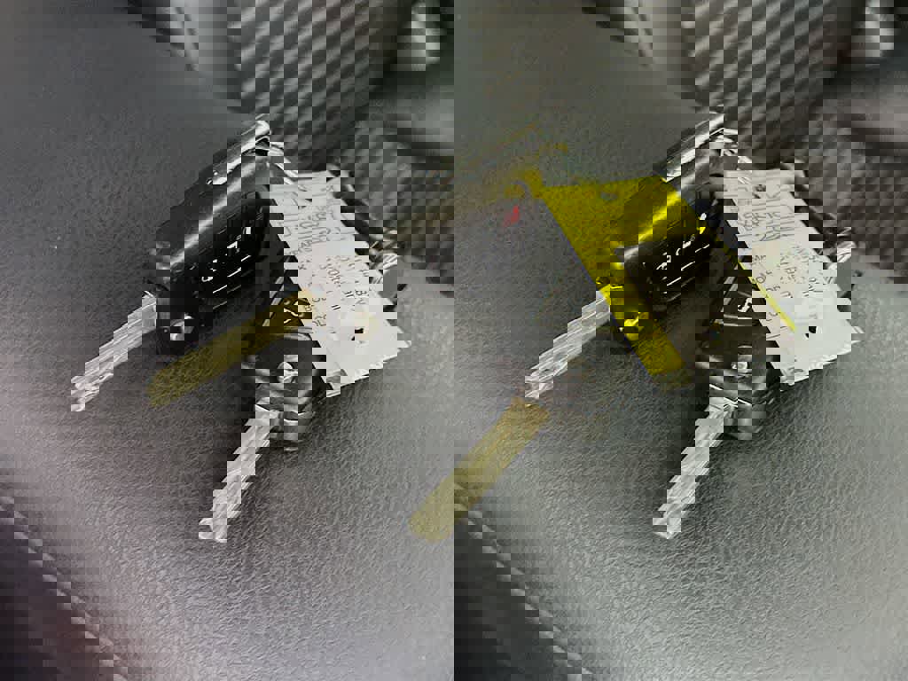 Used 2021 Toyota Camry SE image 24