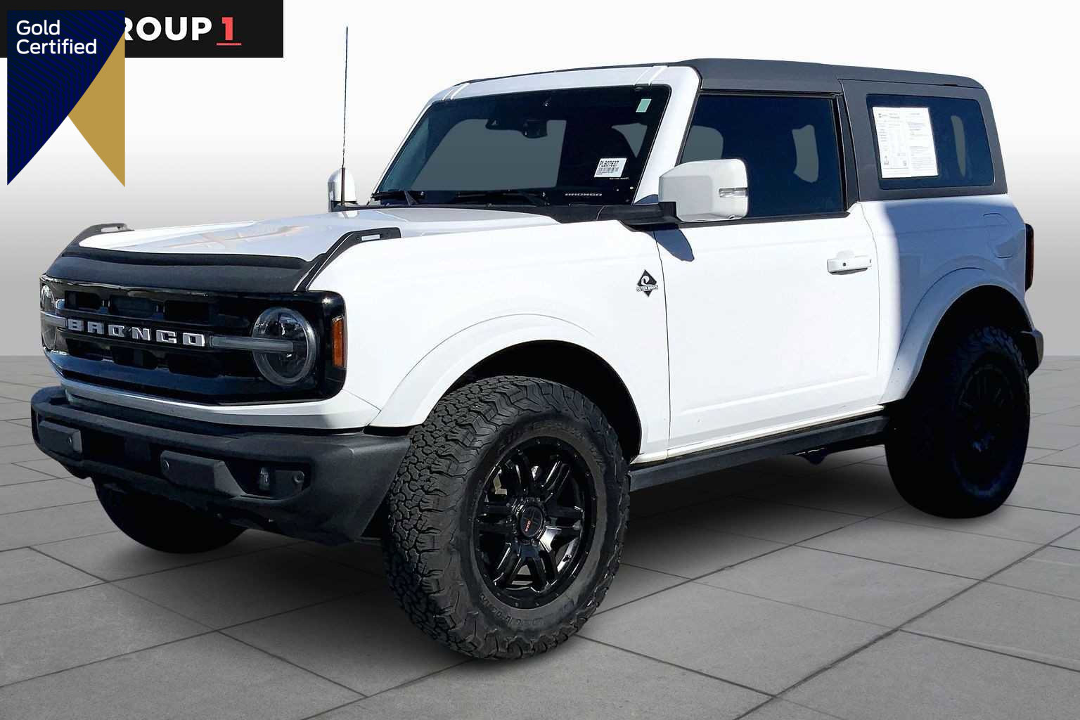 Certified 2023 Ford Bronco Outer Banks AWD/4WD image 1