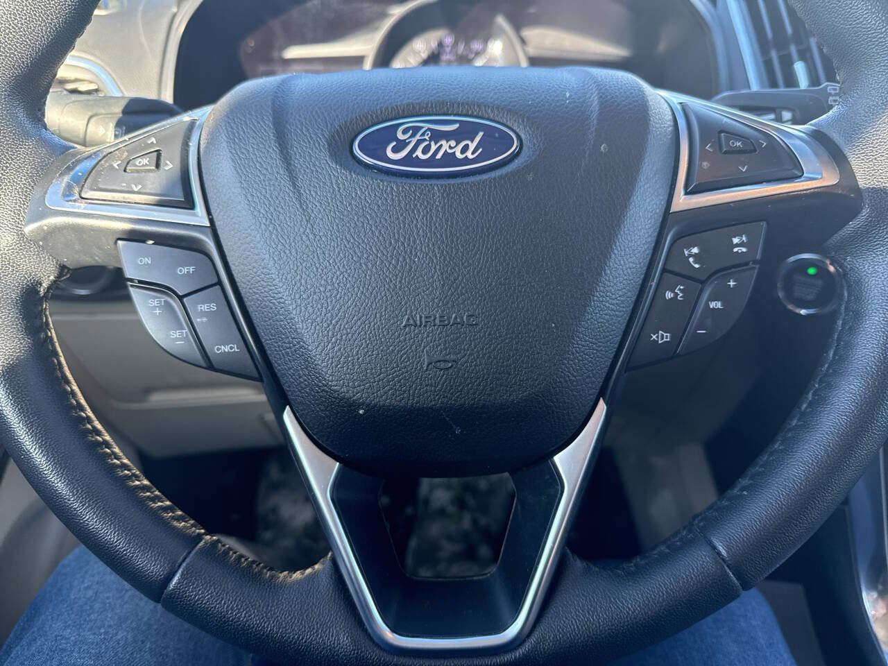 Certified 2024 Ford Edge Titanium image 33