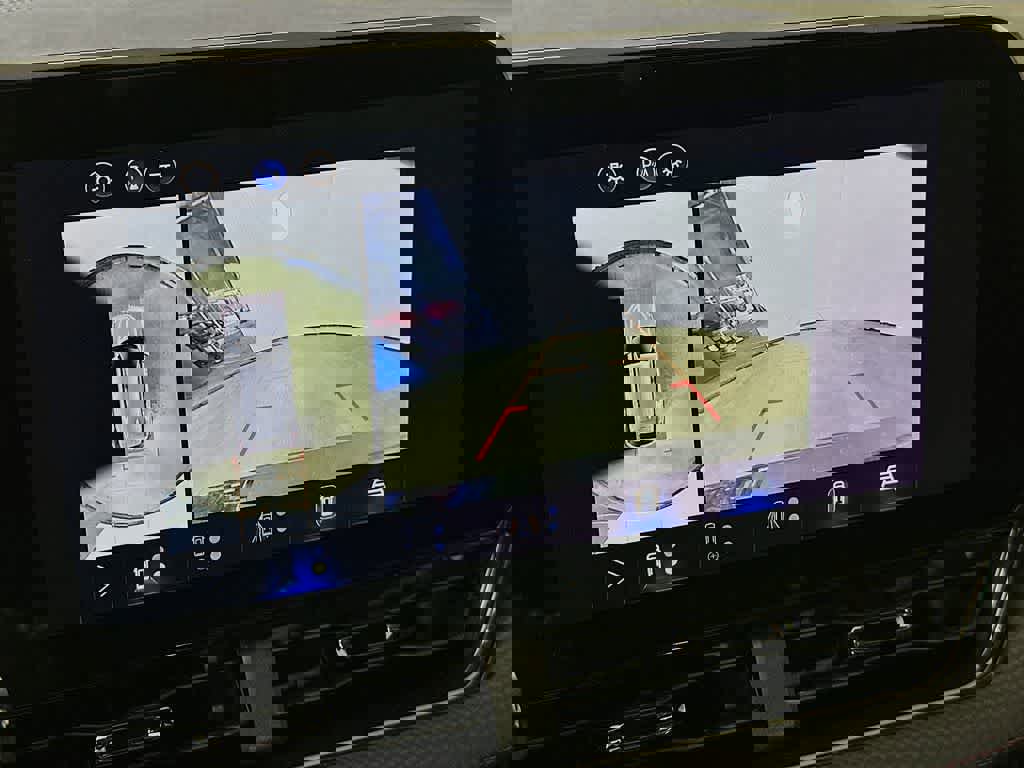 Used 2025 Chevrolet Equinox RS w/ Safety and Technology Package image 26