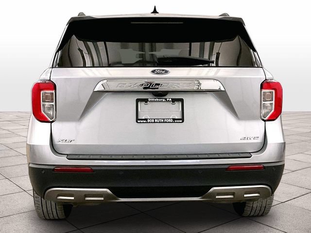 Certified 2023 Ford Explorer XLT w/ Equipment Group 202A AWD/4WD image 4