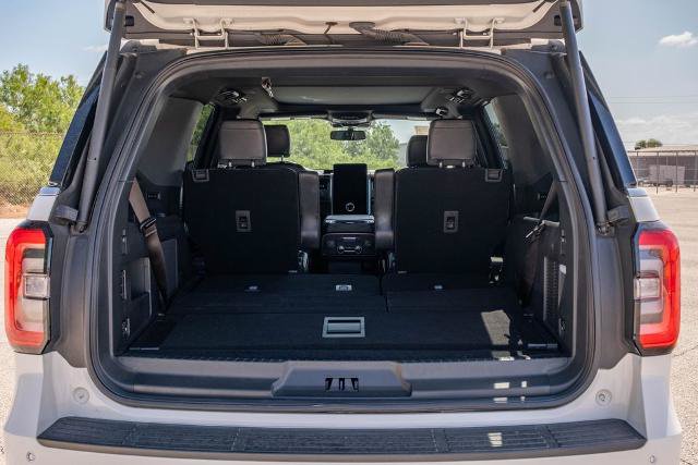 Certified 2024 Ford Expedition Platinum RWD image 29