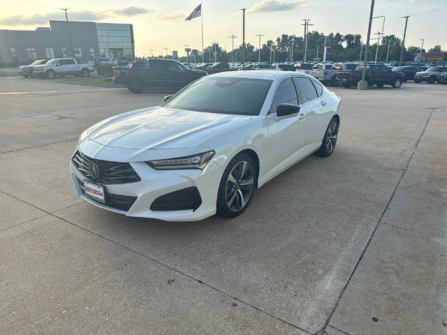 Used 2025 Acura TLX w/ Technology Package FWD image 4