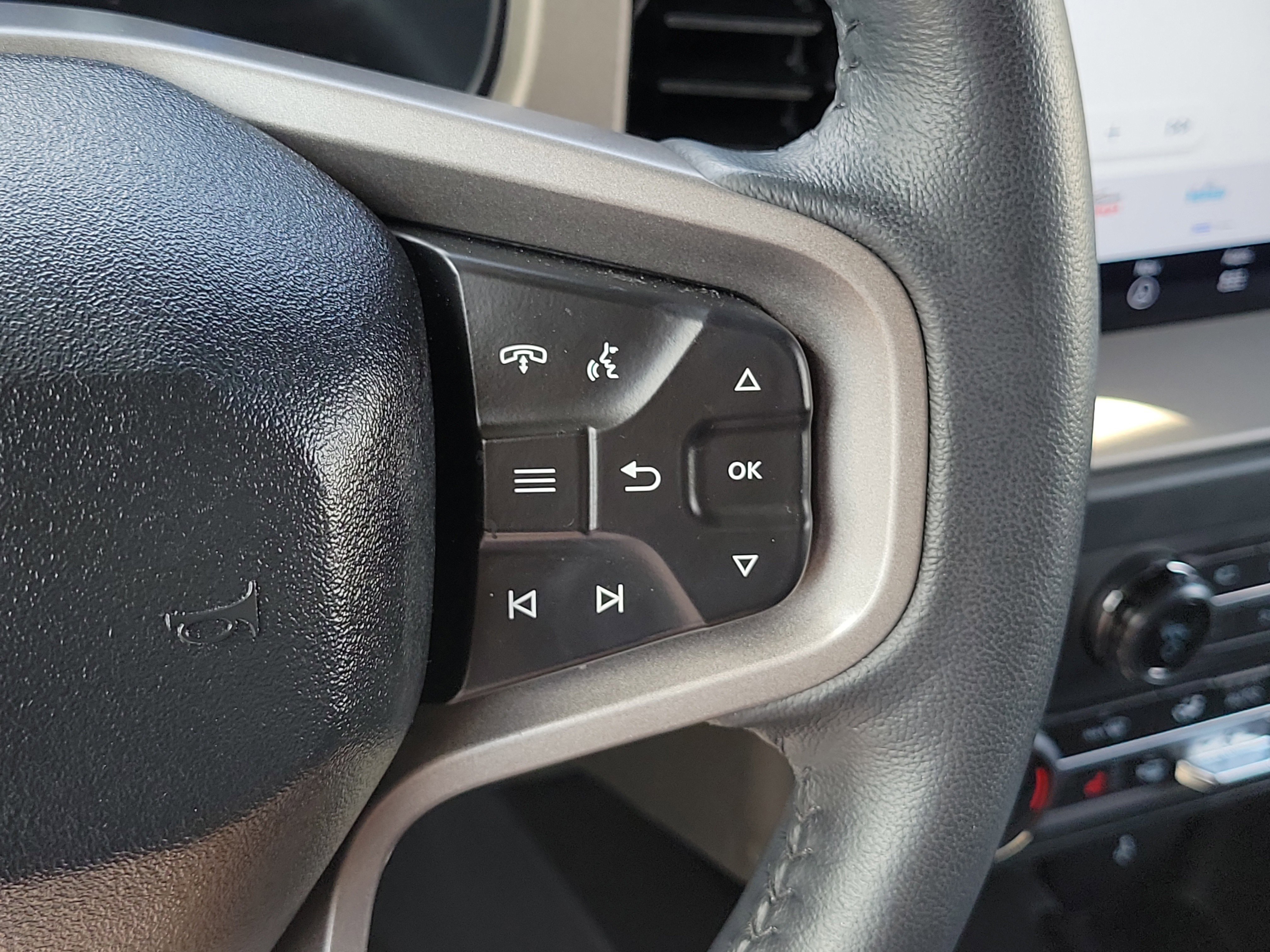 Certified 2025 Ford Bronco Outer Banks AWD/4WD image 23