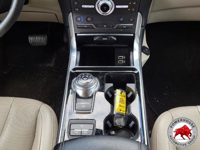 Certified 2019 Ford Edge Titanium w/ Equipment Group 301A FWD image 23