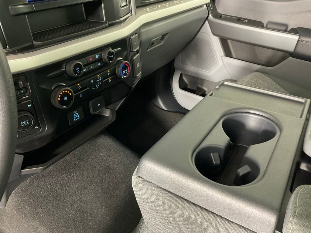 Certified 2025 Ford F250 XLT image 16