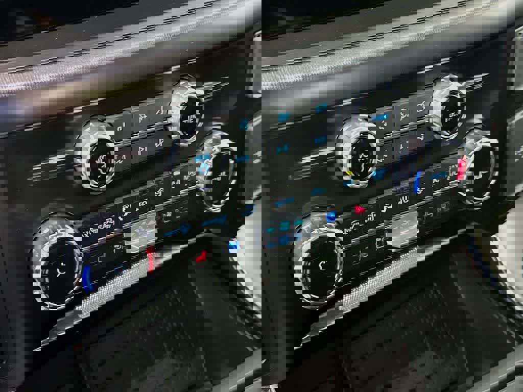 Certified 2023 Ford F150 Platinum w/ Equipment Group 701A High image 21