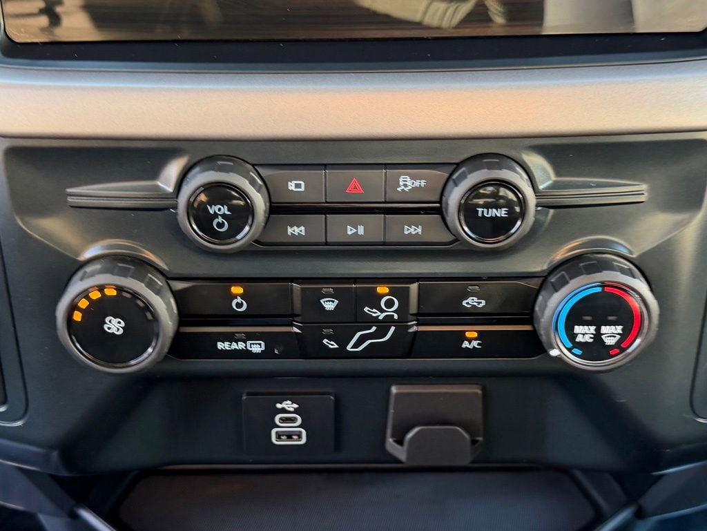 Certified 2025 Ford F150 XLT image 27