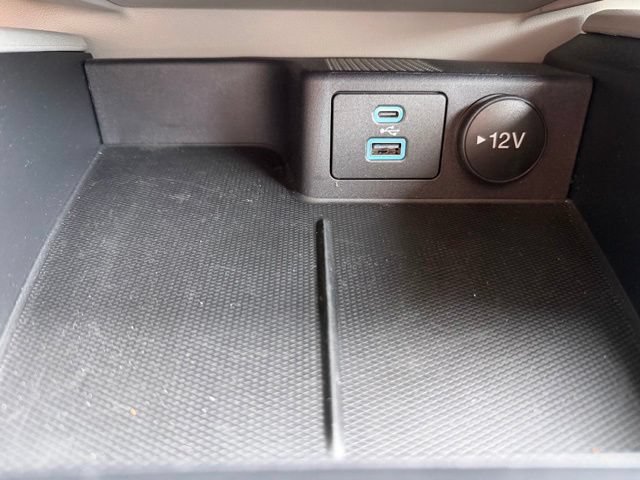 Certified 2023 Ford Escape Active AWD/4WD image 23