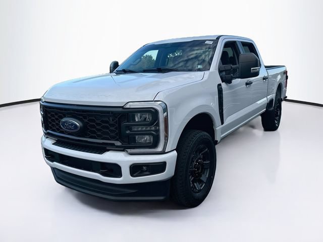 Certified 2024 Ford F350 4x4 Crew Cab Super Duty image 3