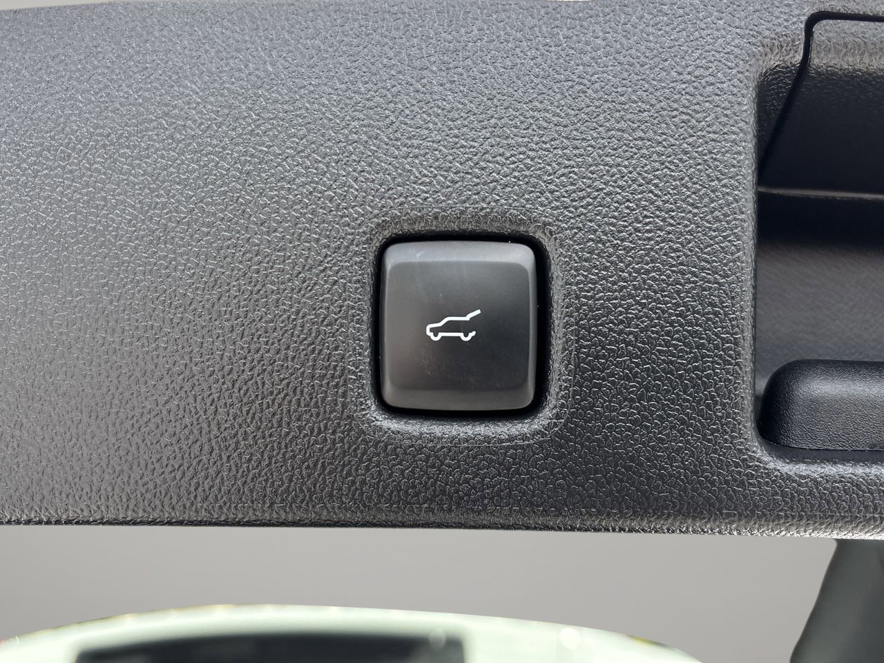 Certified 2024 Ford Escape Active FWD image 15