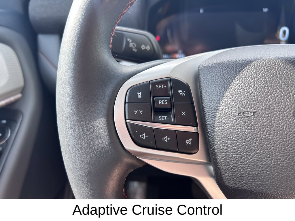 Certified 2025 Ford Explorer Active w/ Active Comfort Package AWD/4WD image 32
