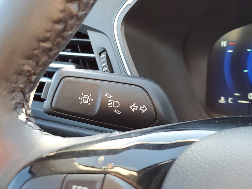 Certified 2022 Ford Escape SEL w/ Technology Package image 15