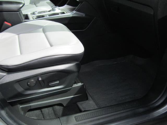 Certified 2021 Ford Explorer XLT w/ Equipment Group 202A AWD/4WD image 12