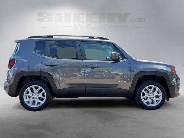Used 2017 Jeep Renegade Latitude AWD/4WD image 11