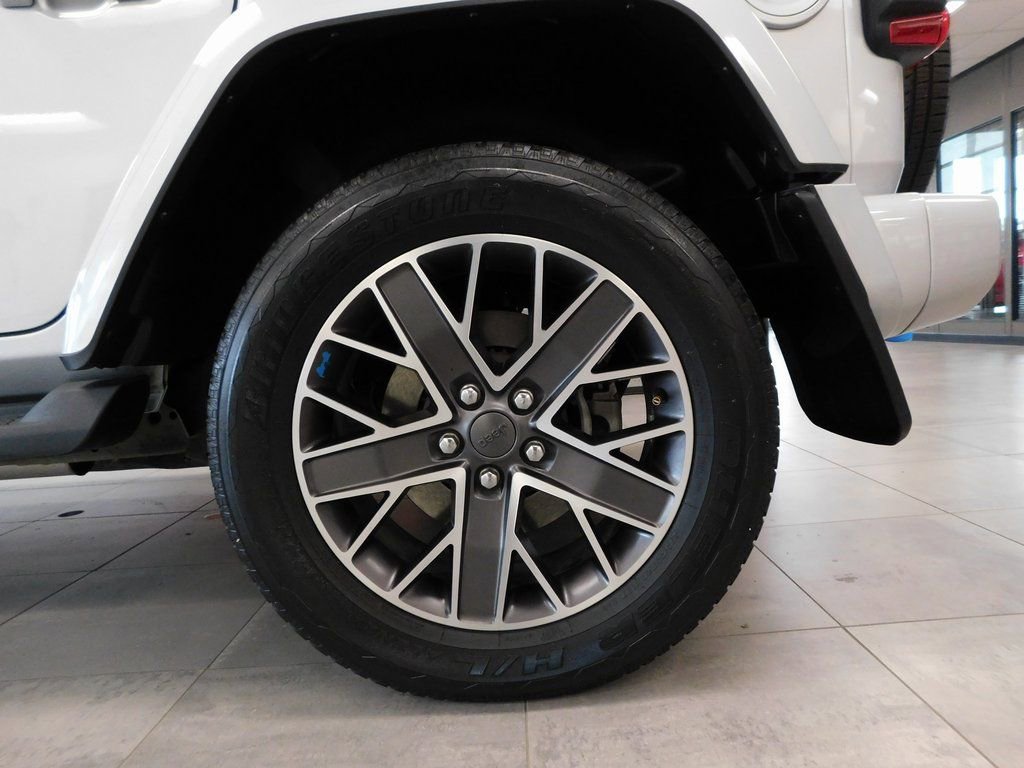 Used 2022 Jeep Wrangler Unlimited Sahara image 7