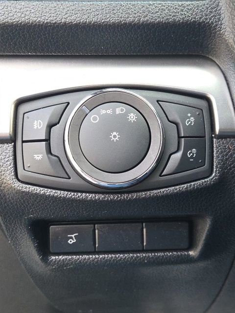 Certified 2019 Ford Explorer XLT w/ Equipment Group 202A image 27