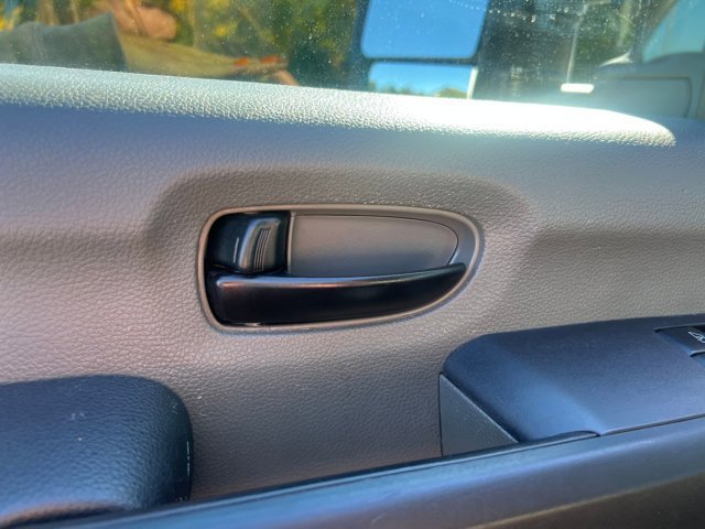 Used 2020 Nissan NV 3500 SL image 13