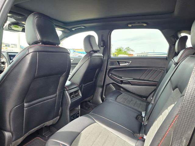 Certified 2022 Ford Edge ST-Line w/ Class II Trailer Tow Package AWD/4WD image 12